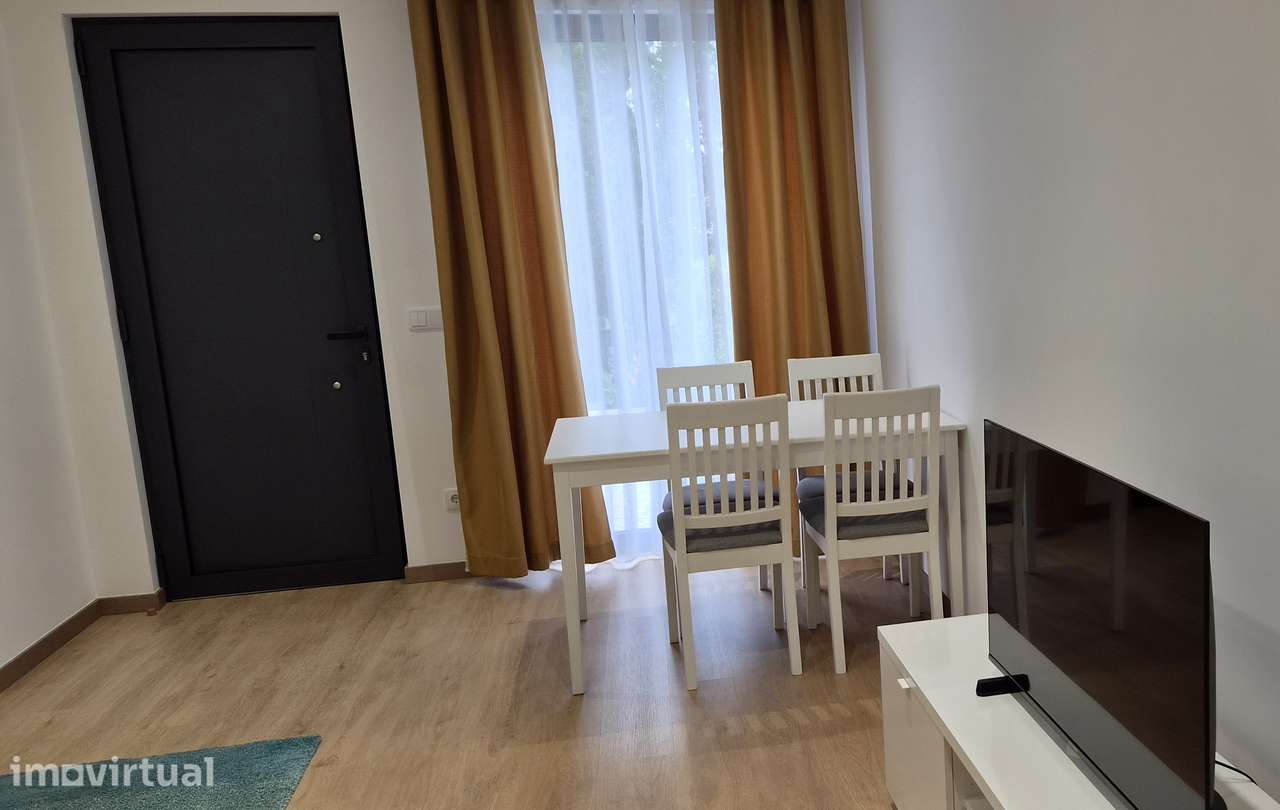 Apartamento T1+1 à beira-rio - Grande imagem: 4/15
