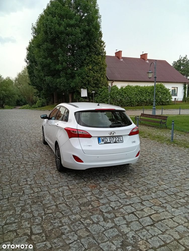 Hyundai i30 1.4 CRDi Classic + - 7