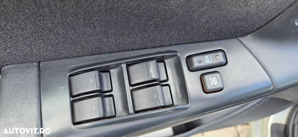 Toyota Corolla 1.6 Sdn. Xellence - 20