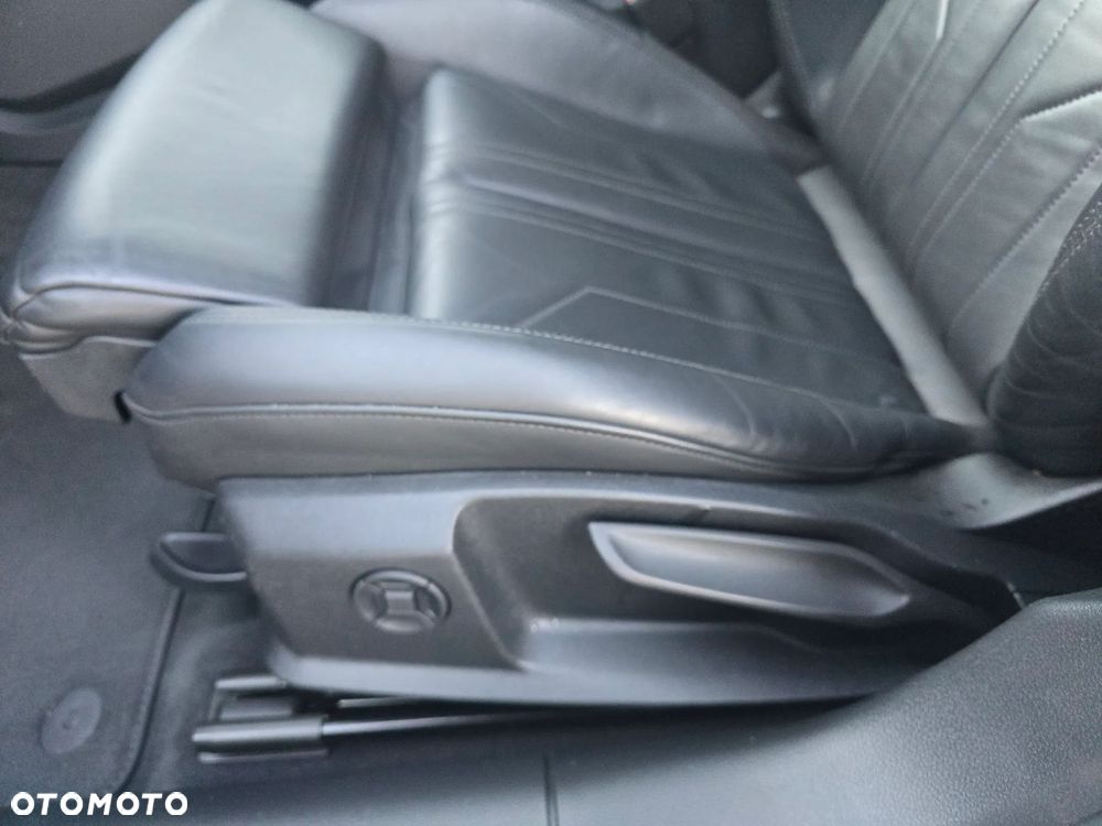 Audi A6 Avant 40 TDI quattro S tronic design - 21