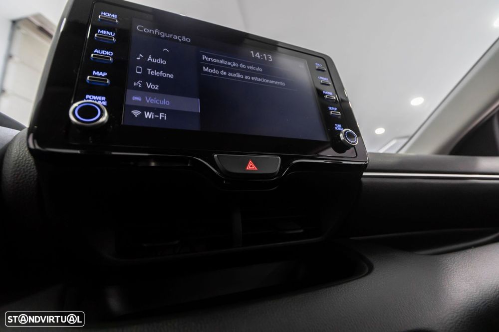 Toyota Yaris 1.5 VVT-i Luxury - 29