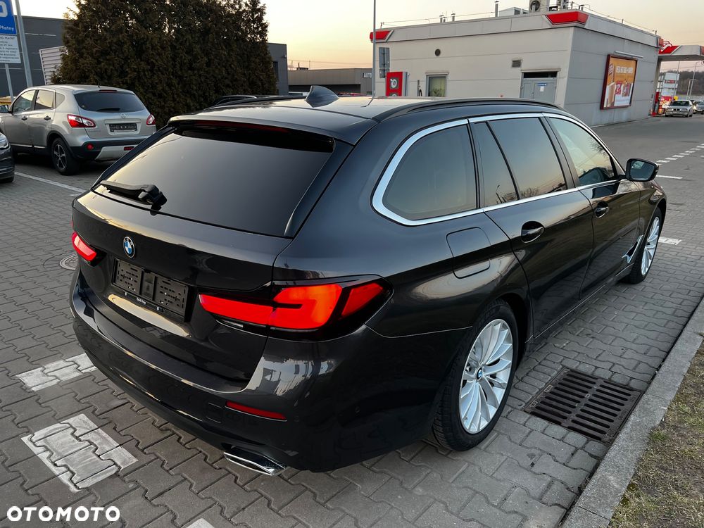 BMW Seria 5 530i xDrive - 5