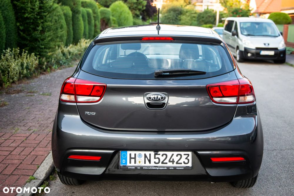 Kia Rio 1.2 L Business Line - 6