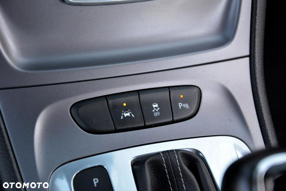 Opel Astra 1.6 D Automatik Start/Stop Edition - 27