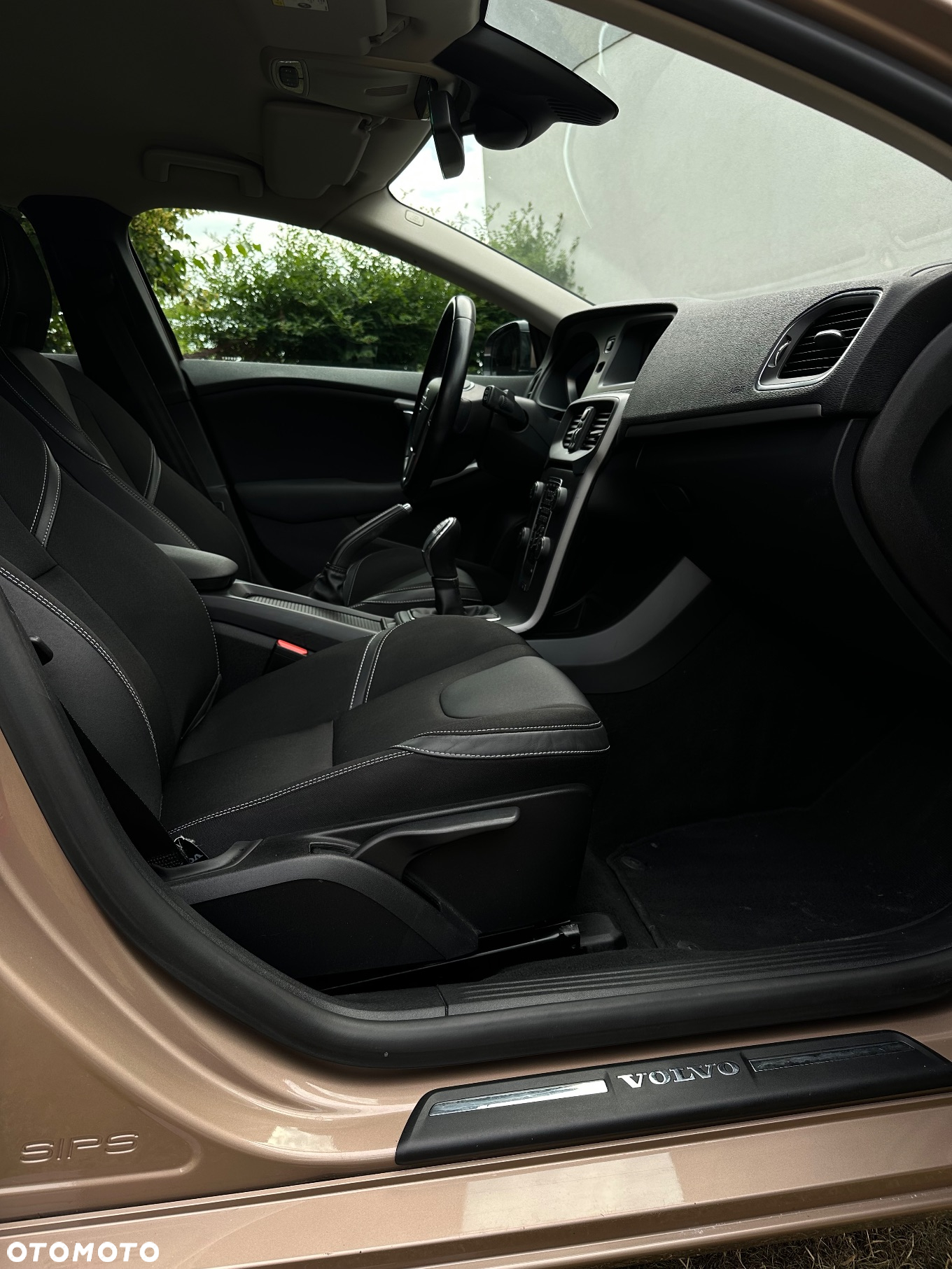 Volvo V40 D2 Momentum - 7