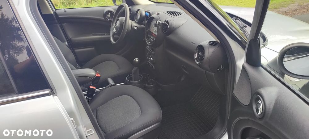 MINI Countryman One D - 13
