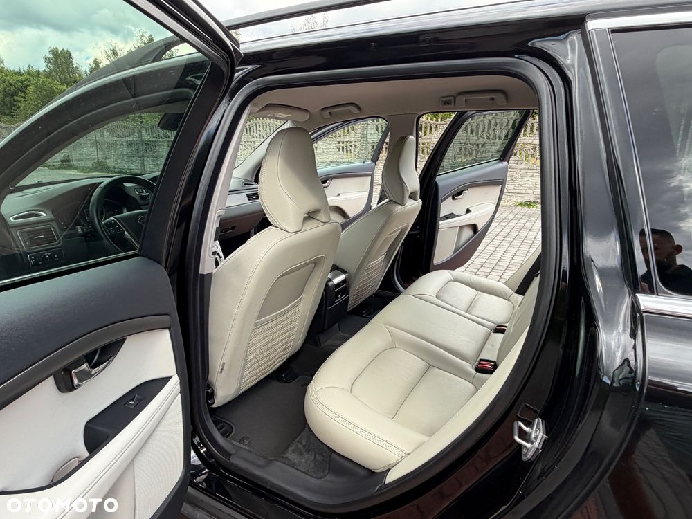 Volvo XC 70 D4 Geartronic Momentum - 24