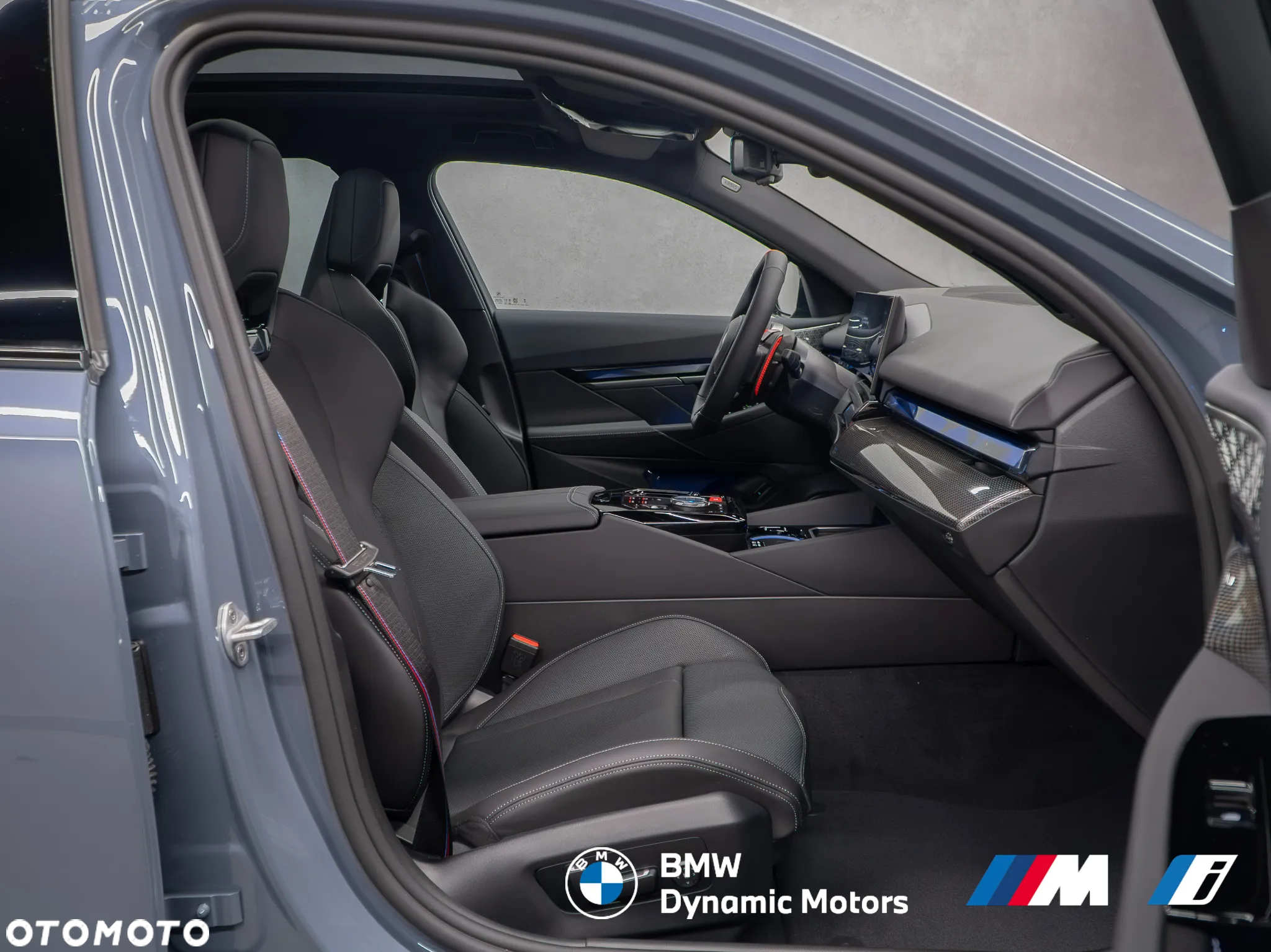 BMW M5 xDrive Touring - 25