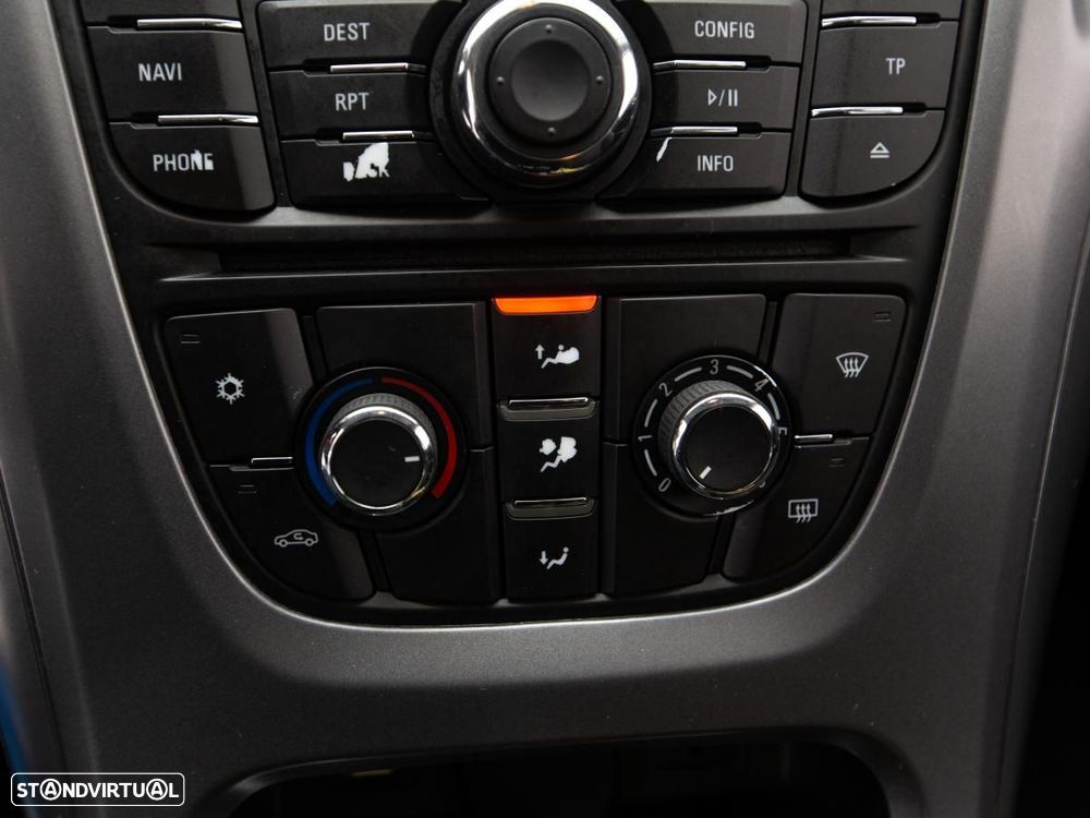 Opel Astra Sports Tourer - 16