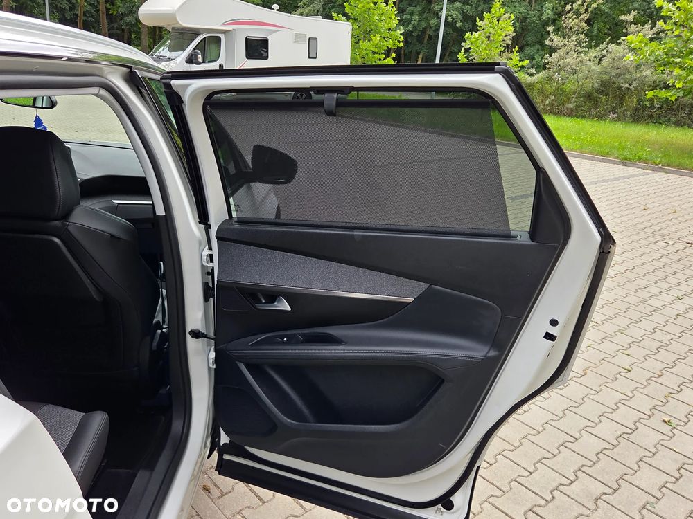 Peugeot 5008 BlueHDi 130 Allure - 14