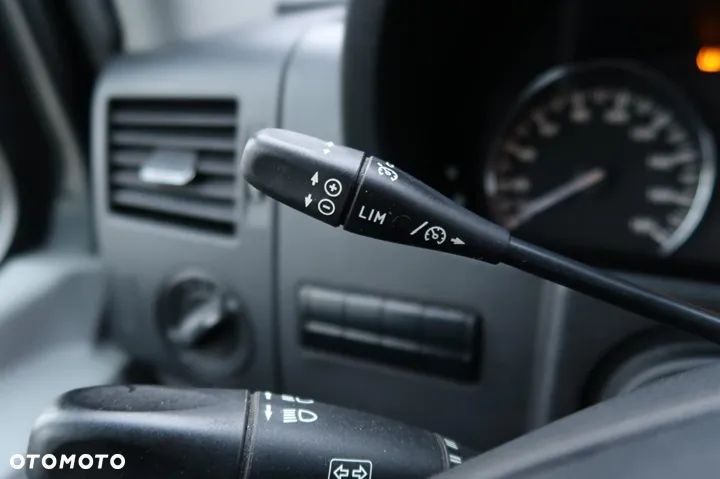Mercedes-Benz SPRINTER - 18