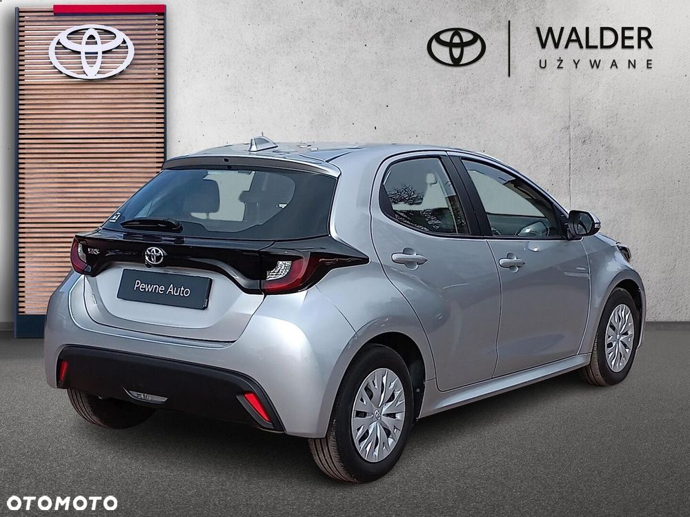 Toyota Yaris - 5