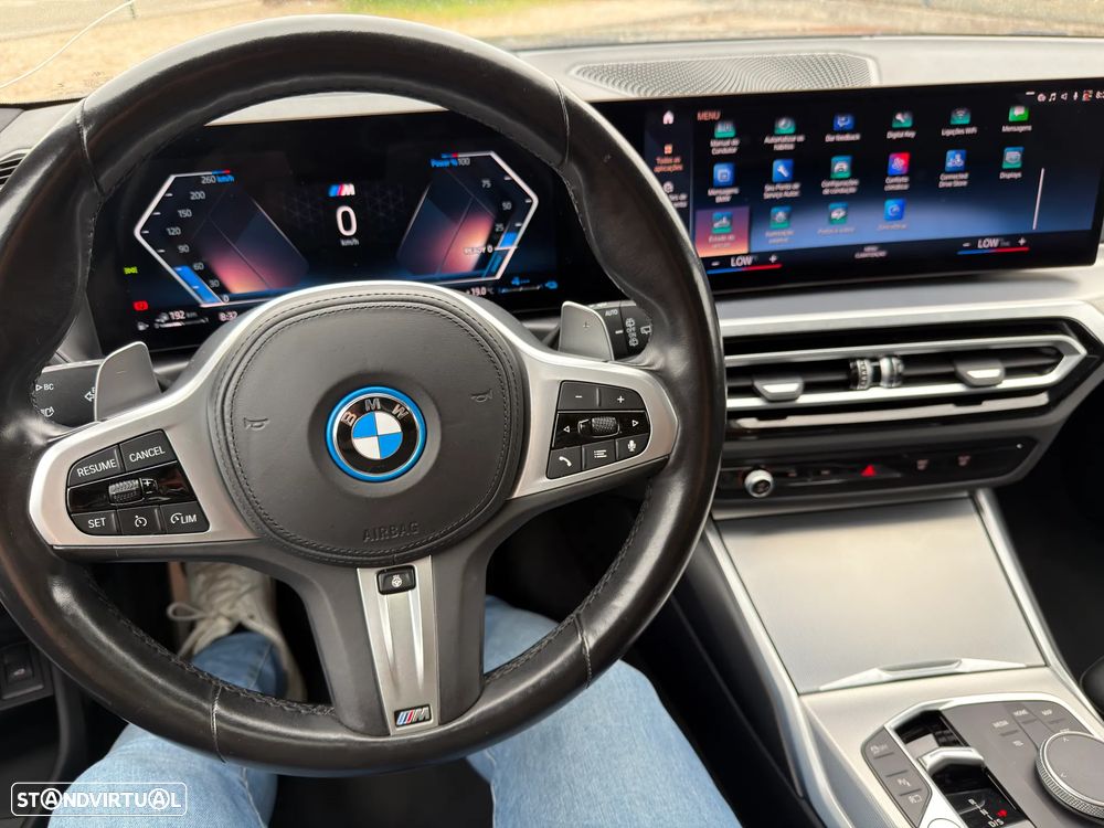 BMW 330 e Pack 50 anos M Auto - 16