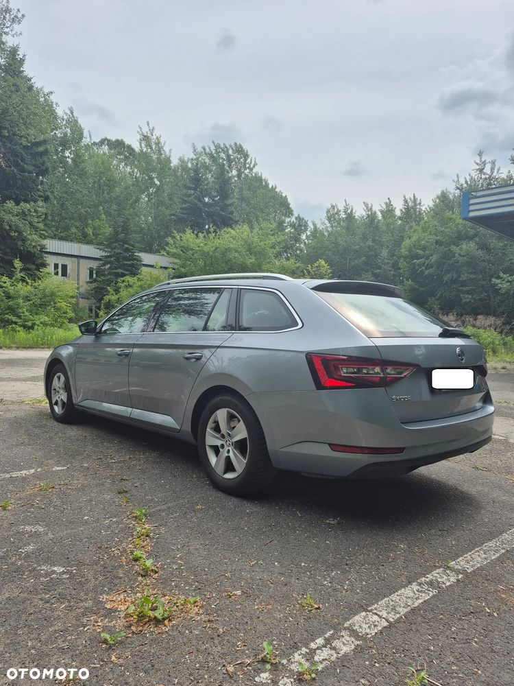 Skoda Superb 1.4 TSI ACT Ambition - 3
