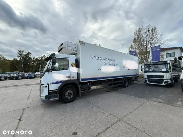 Volvo FM 330 HAKÓWKA - 2