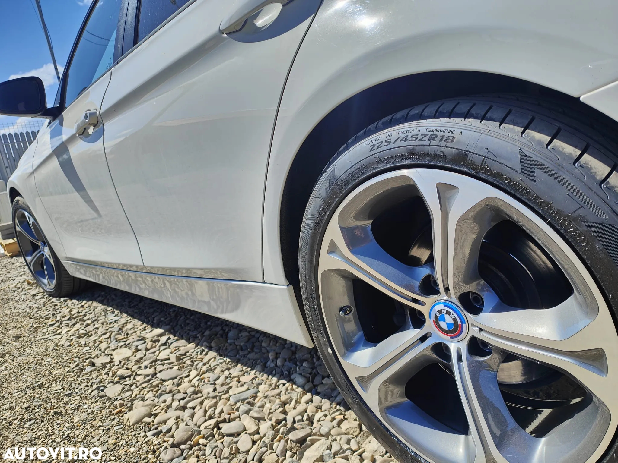 BMW Seria 3 320d Sport Line - 16