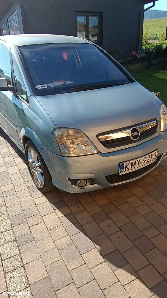 Opel Meriva 1.7 CDTI Cosmo - 1