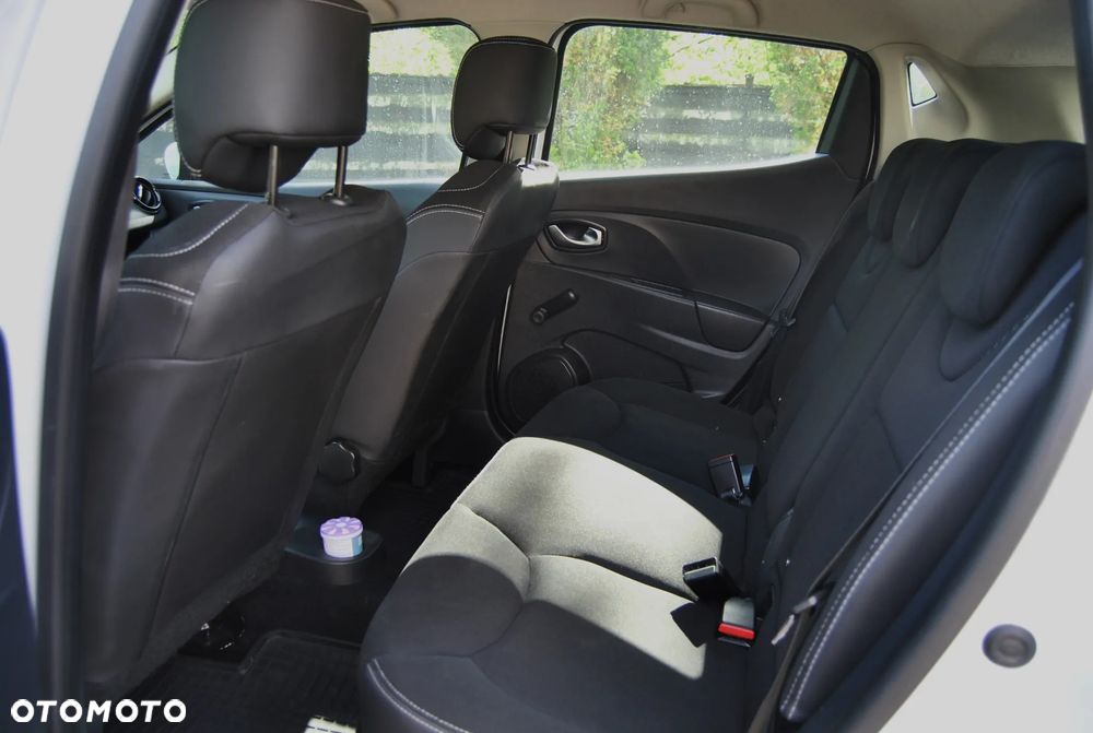 Renault Clio 1.2 16V 75 Life - 6
