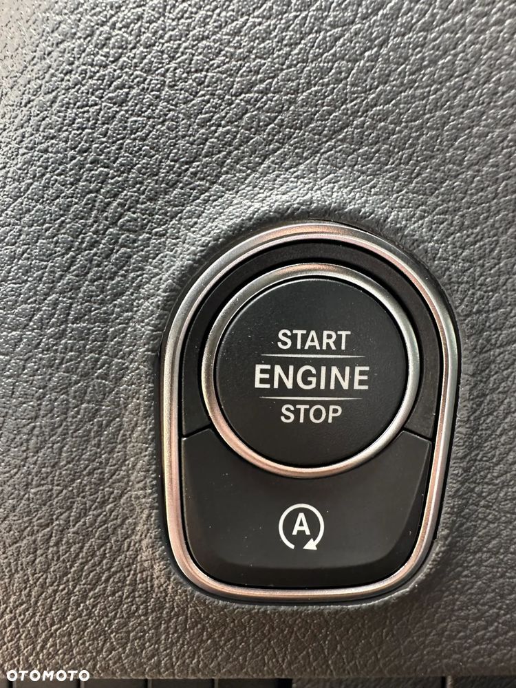 Mercedes-Benz Sprinter 319 CDI Podwozie 4325 mm - Autolaweta - 32