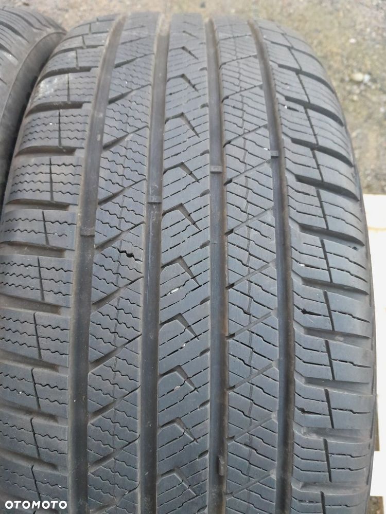 215/50R18 92W , dwie opony wielosezonowe VREDESTEIN. - 3