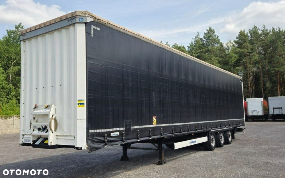 Krone Mega Firana, Dach podnoszony - 4