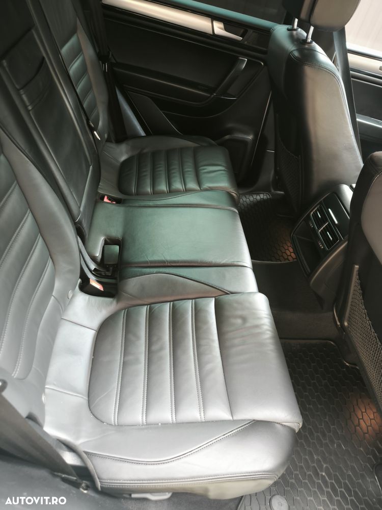 Volkswagen Touareg - 8