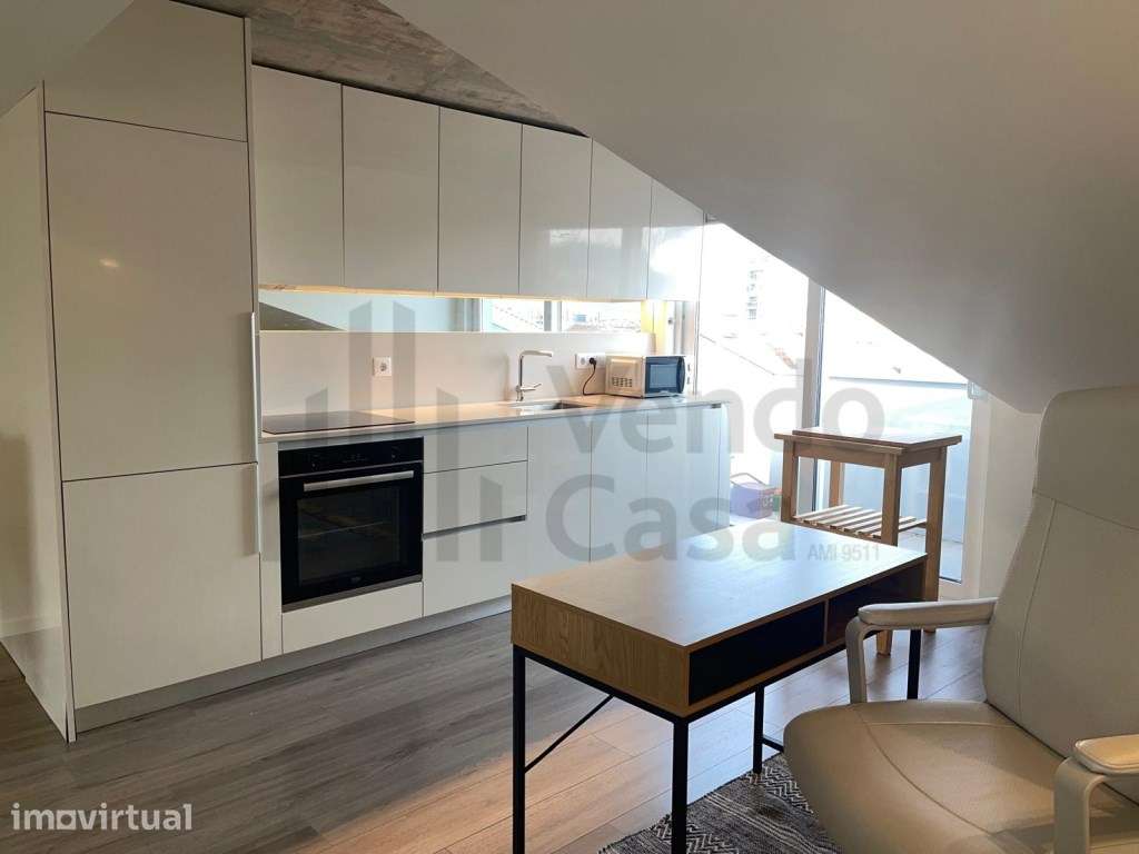 Arrenda-se T2 Duplex -Mobilado-Cobertura - Braga - Grande imagem: 4/48