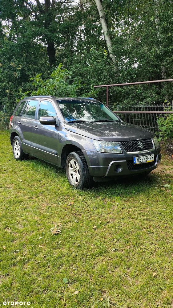 Suzuki Grand Vitara 2.0 - 1