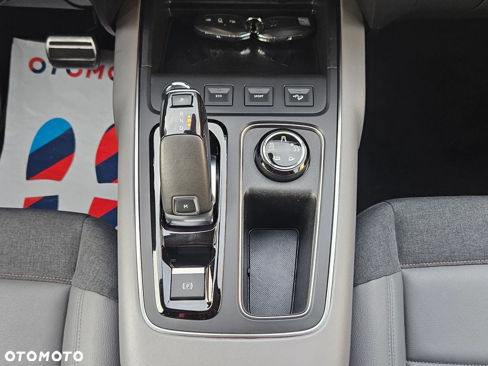Citroën C5 Aircross 1.6 PureTech Shine EAT8 - 34