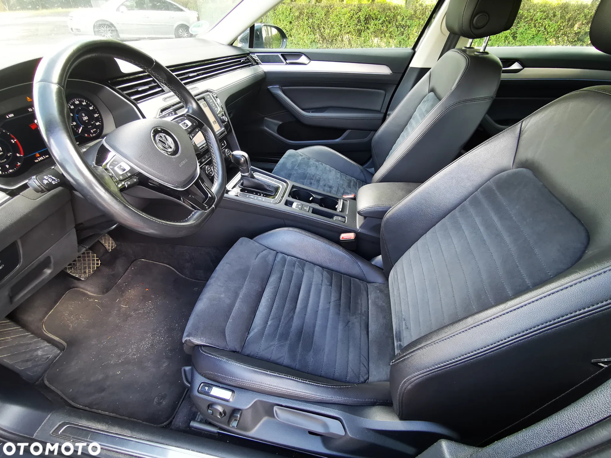 Volkswagen Passat Variant 2.0 TDI SCR 4Motion DSG (BMT) Highline - 14