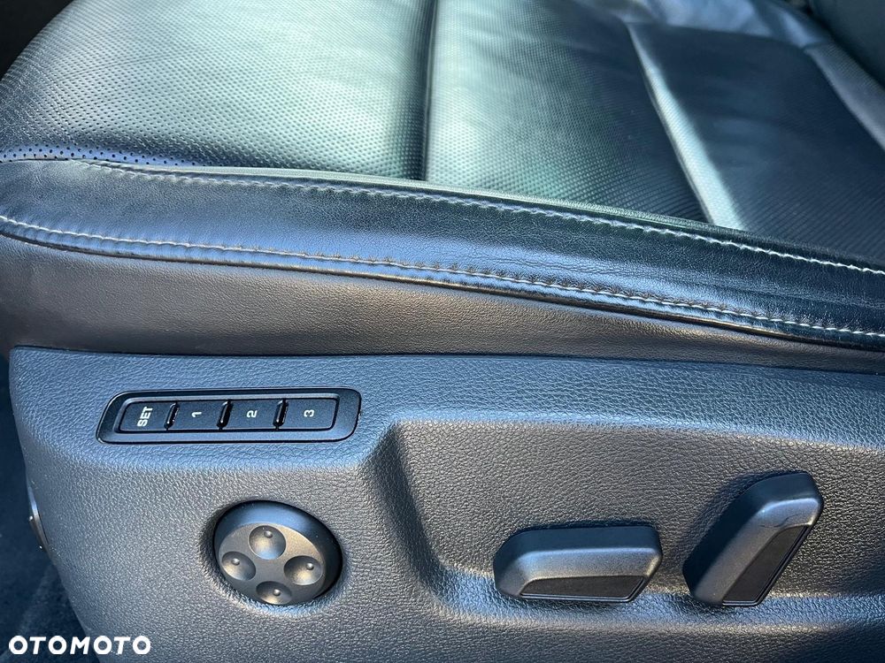 Skoda Superb 2.0 TDI Elegance DSG - 23