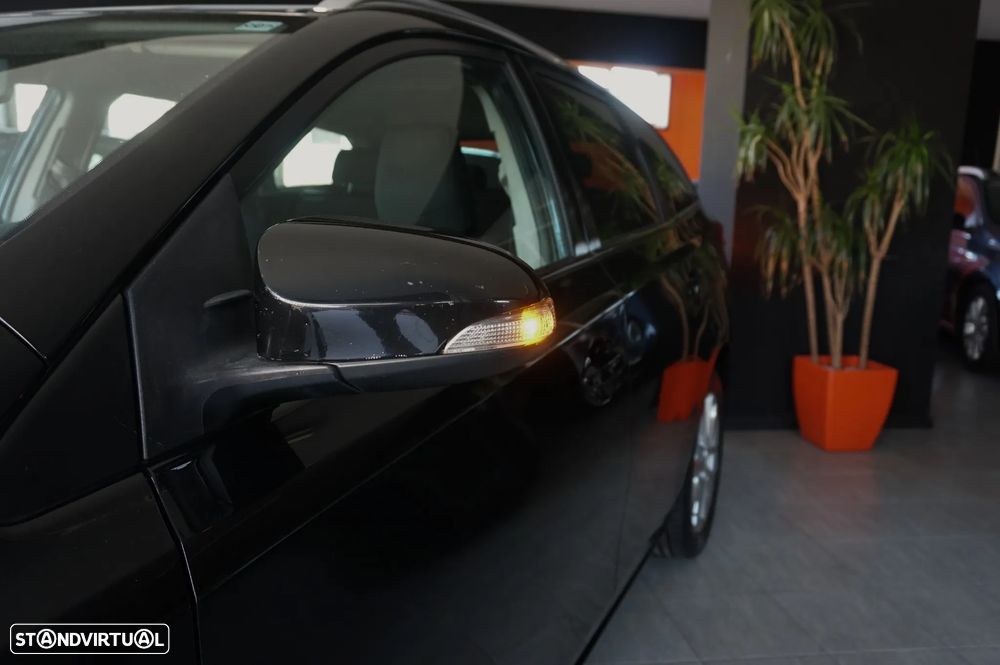 Toyota Auris Touring Sports 1.4 D-4D Life - 27