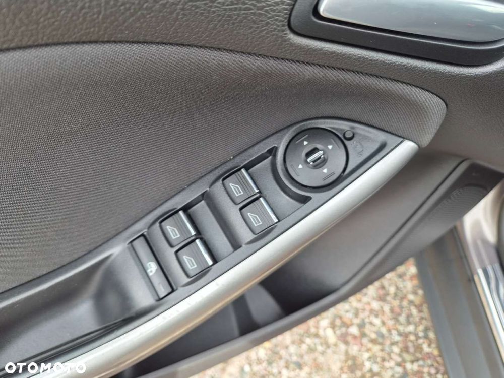 Ford Focus 1.0 EcoBoost Start-Stopp-System Champions Edition - 9