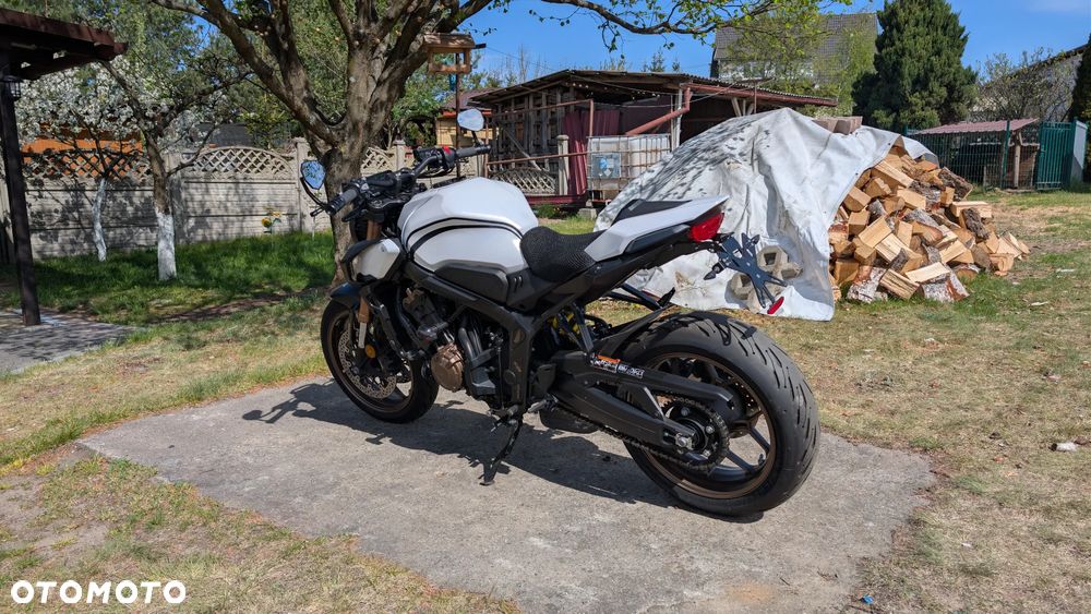 Honda CB - 3