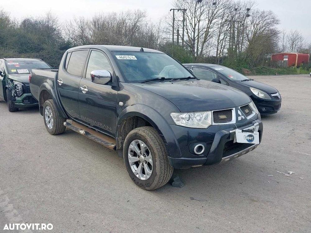 Dezmembrez Mitsubishi L200 2.5 Diesel 2012 - 2
