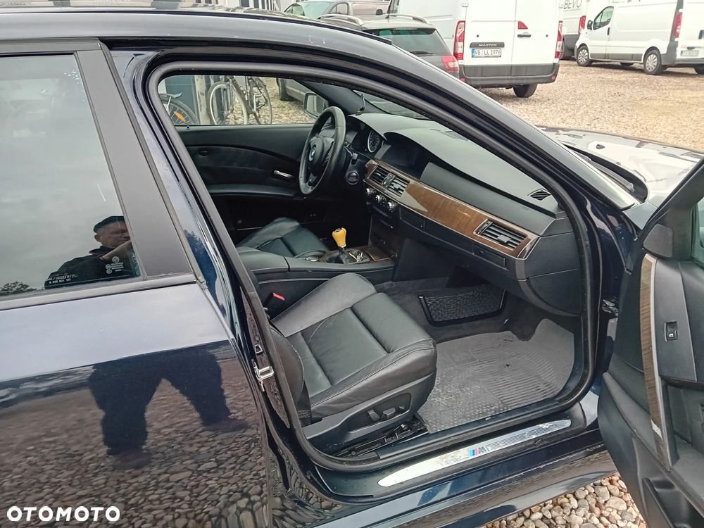 BMW Seria 5 530i - 11