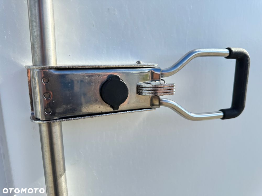 Brenderup Cargo CD300TB 300x155x185 cm 2000 kg drzwi + klapa - 16