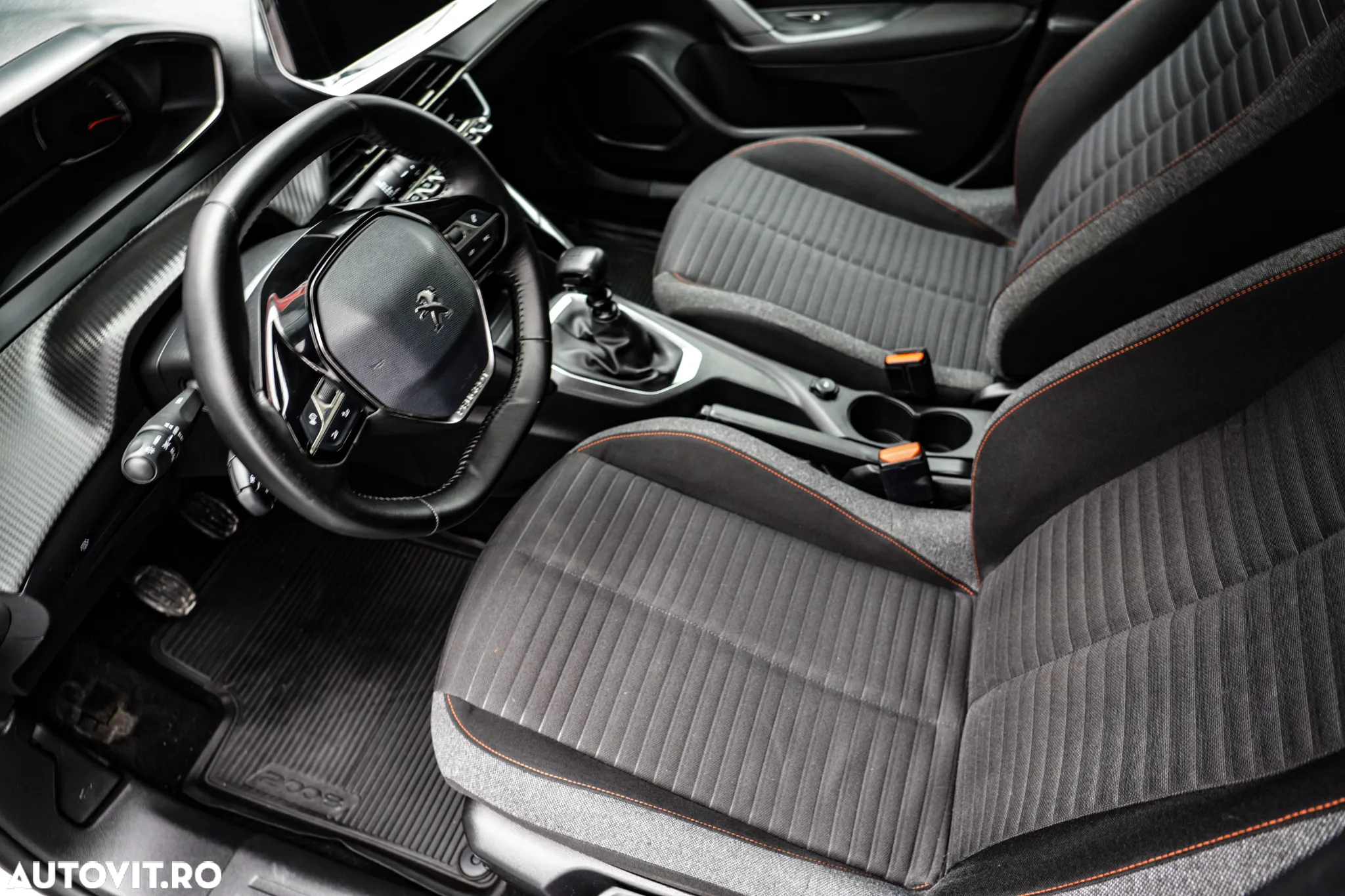 Peugeot 2008 1.5 BlueHDI STT Allure - 12
