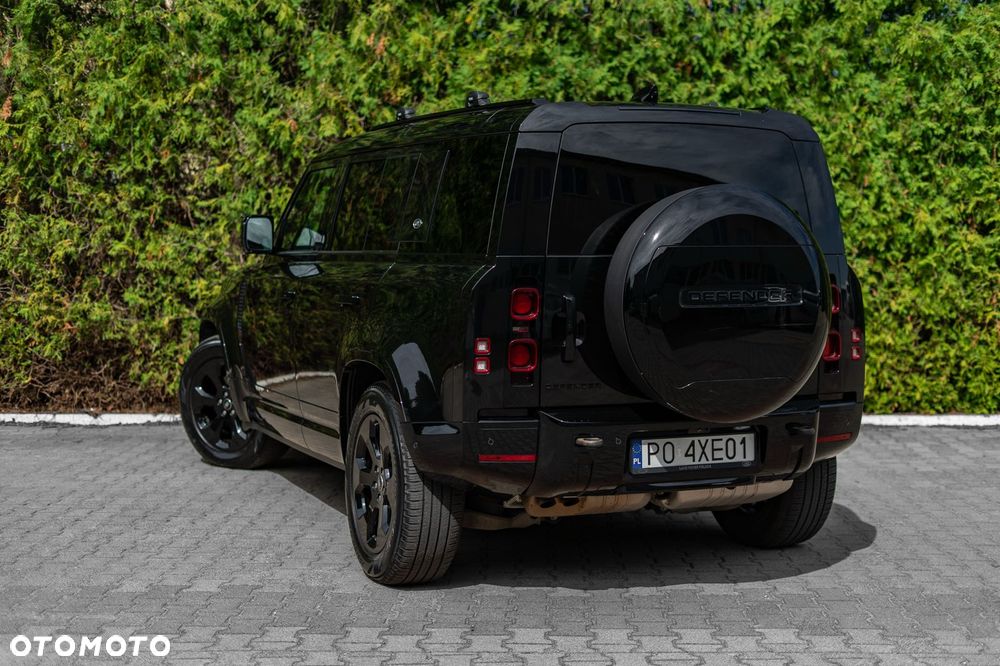 Land Rover Defender - 4