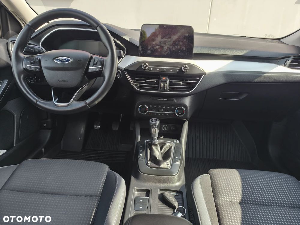 Ford Focus 1.0 EcoBoost Connected - 3