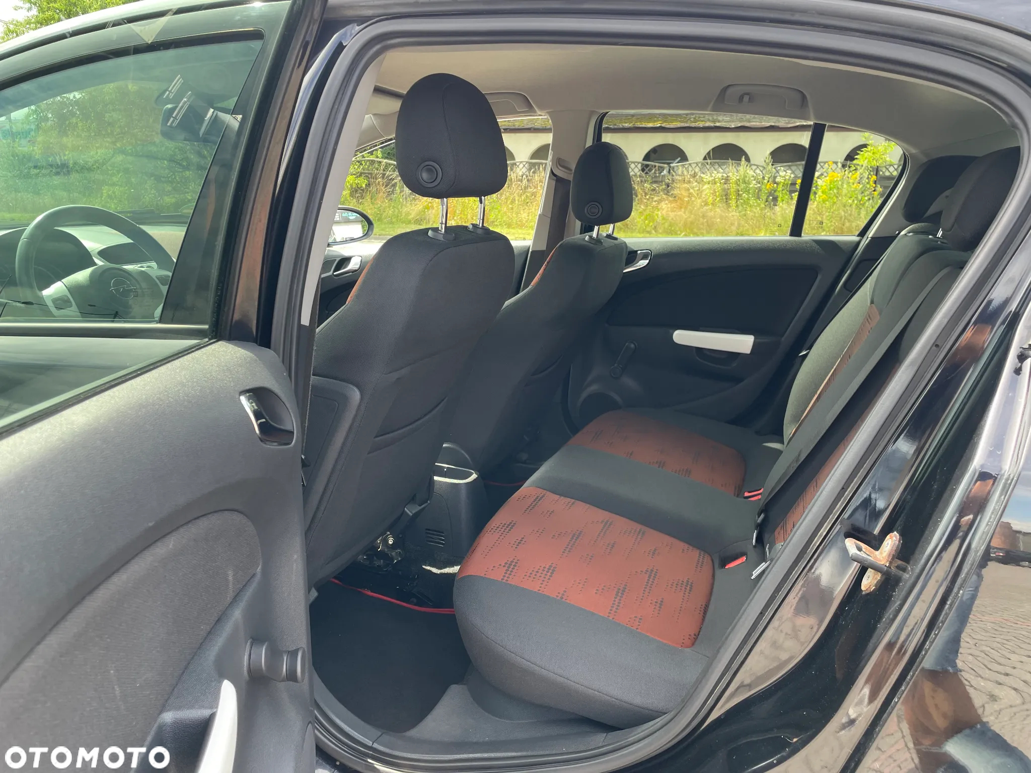 Opel Corsa 1.4 16V Enjoy - 7