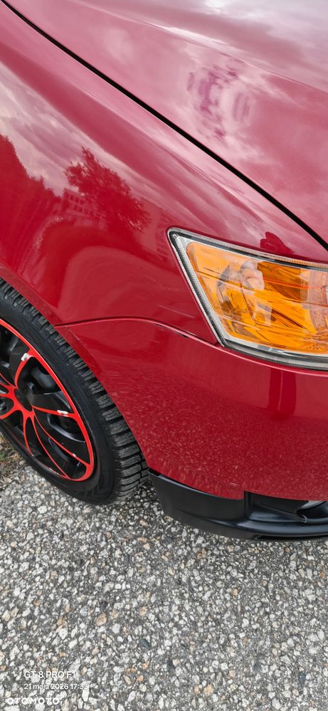 Mitsubishi Colt - 8