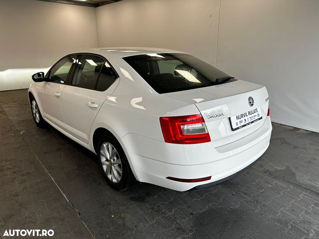 Skoda Octavia 1.6 TDI Style - 3