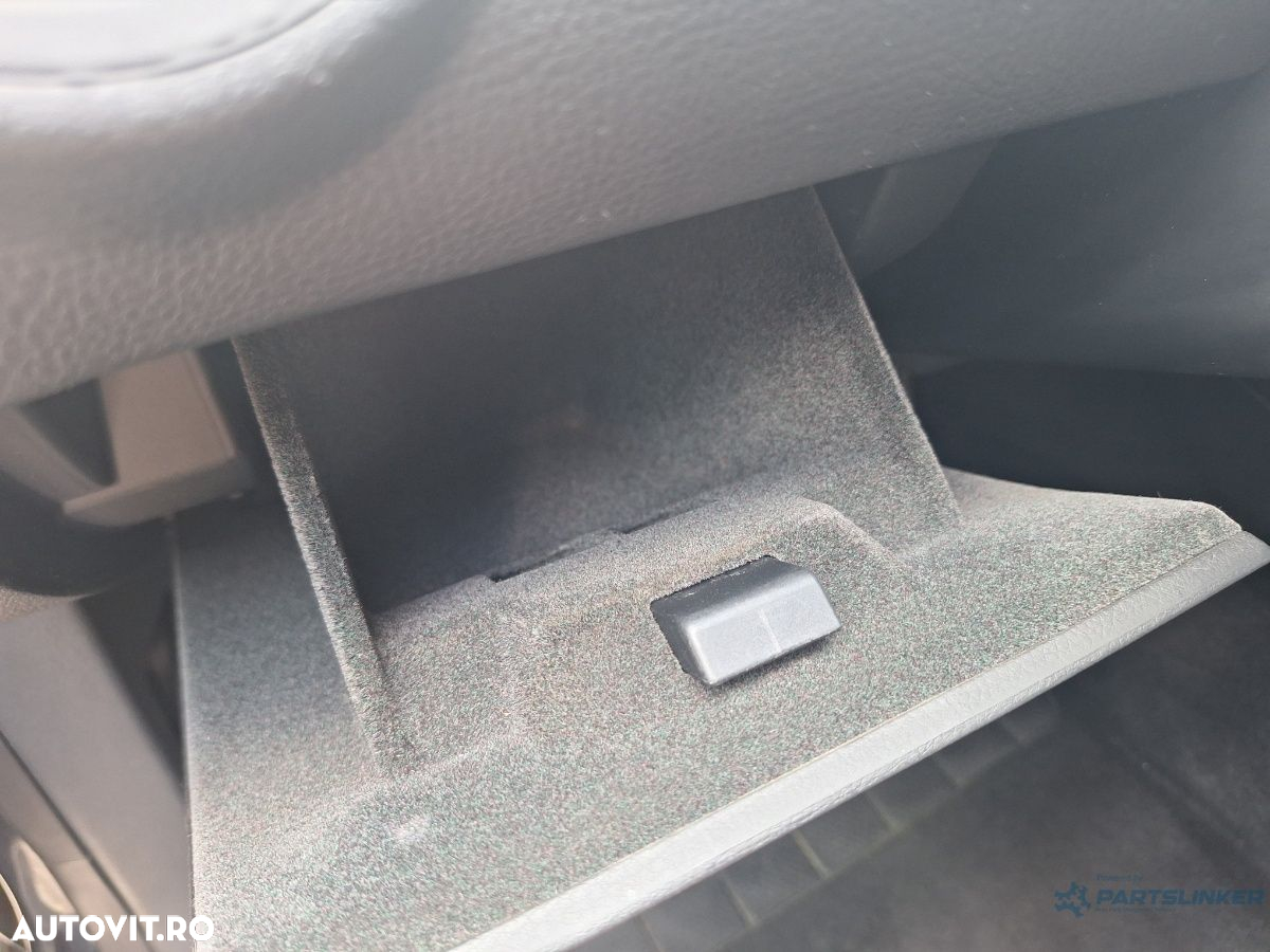 Torpedou buzunar plansa VOLKSWAGEN PASSAT Variant 3C5 2005 - 2011 TDI BKC, BLS, BXE - 2