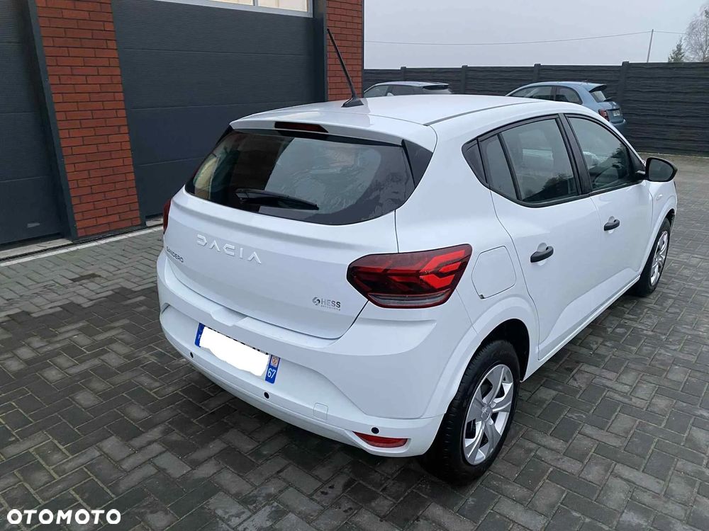 Dacia Sandero SCe 65 Essential - 34