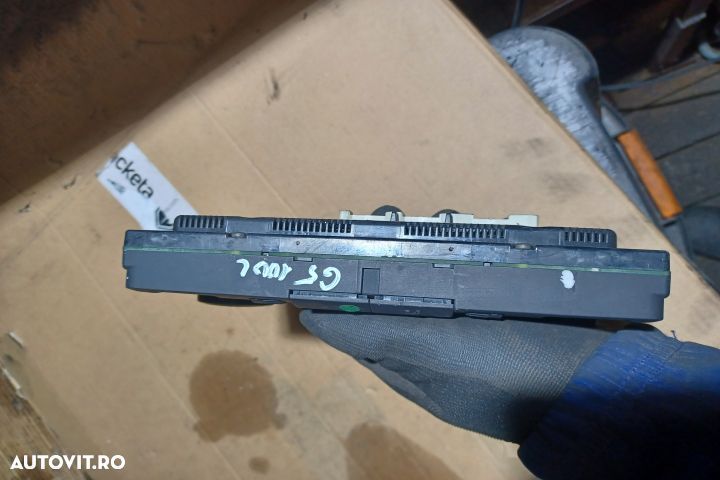 Comanda AC Volkswagen VW Golf 5 [2003 - 2009] Variant wagon 2.0 TDI M - 1