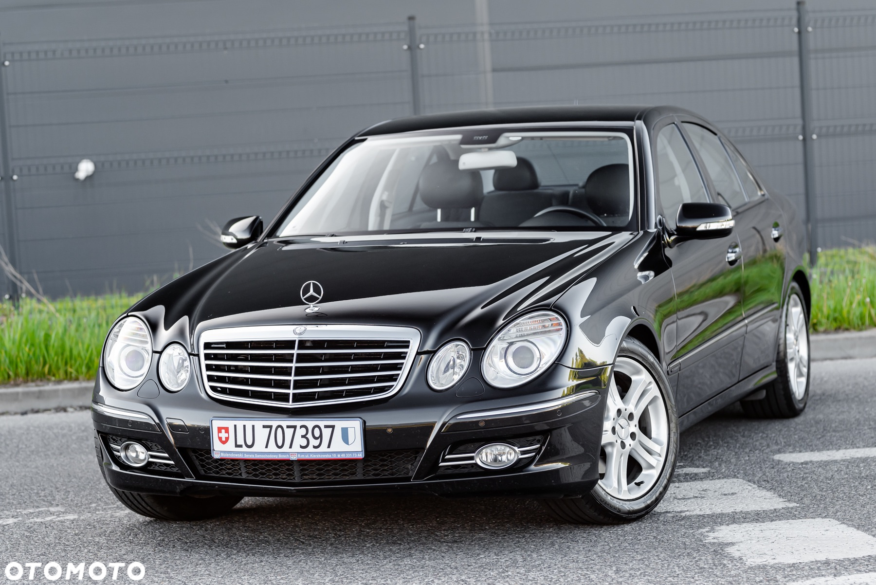 Mercedes-Benz Klasa E 200 BlueEFFICIENCY 7G-TRONIC Avantgarde - 2
