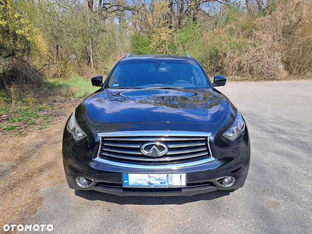 Infiniti FX - 5