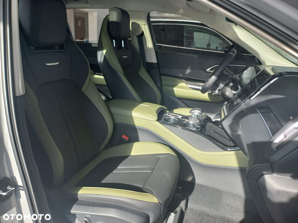 Hongqi HS3 1.5T FWD - 9