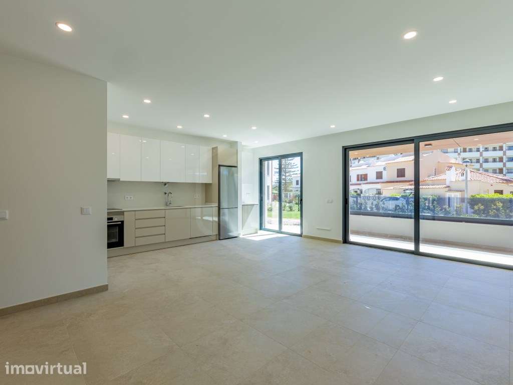 Apartamento T1 em Condomínio com Piscina perto da Praia, no centro ... - Grande imagem: 2/33